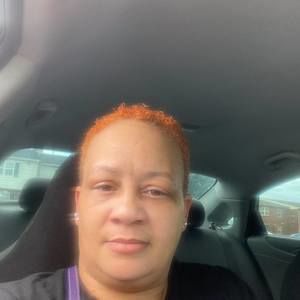 Meet your Posher, Sharon